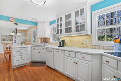 12 Sunset Circle Woodbridge CT 06525
