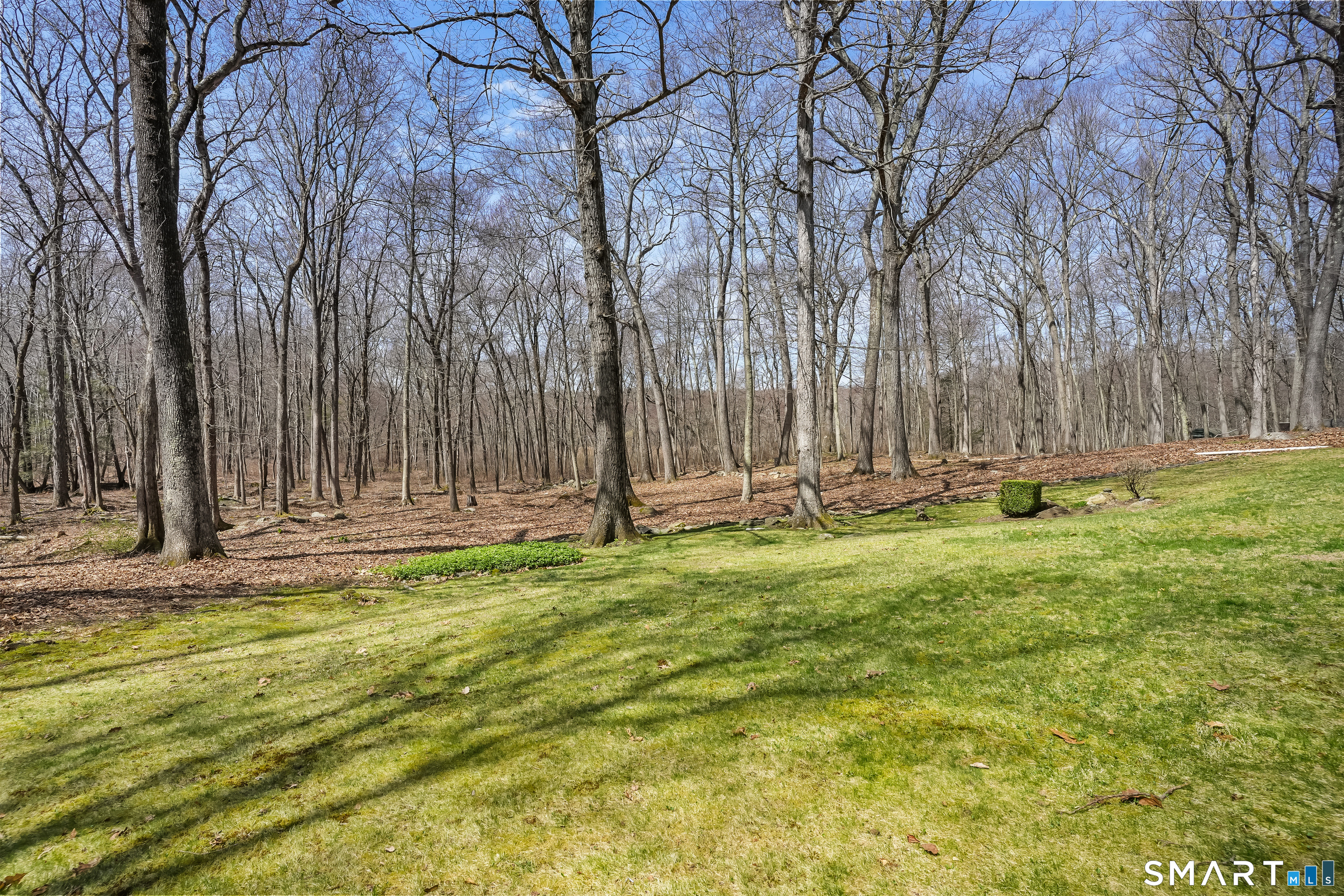 12 Sunset Circle Woodbridge CT 06525