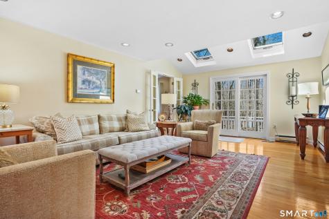 12 Sunset Circle Woodbridge CT 06525