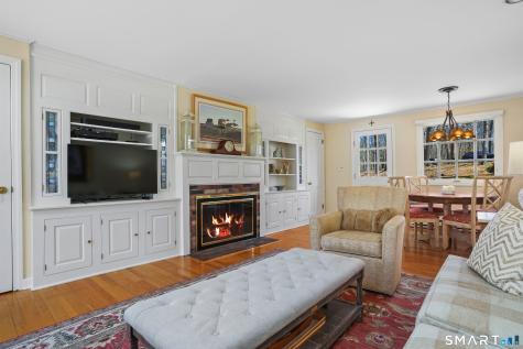 12 Sunset Circle Woodbridge CT 06525