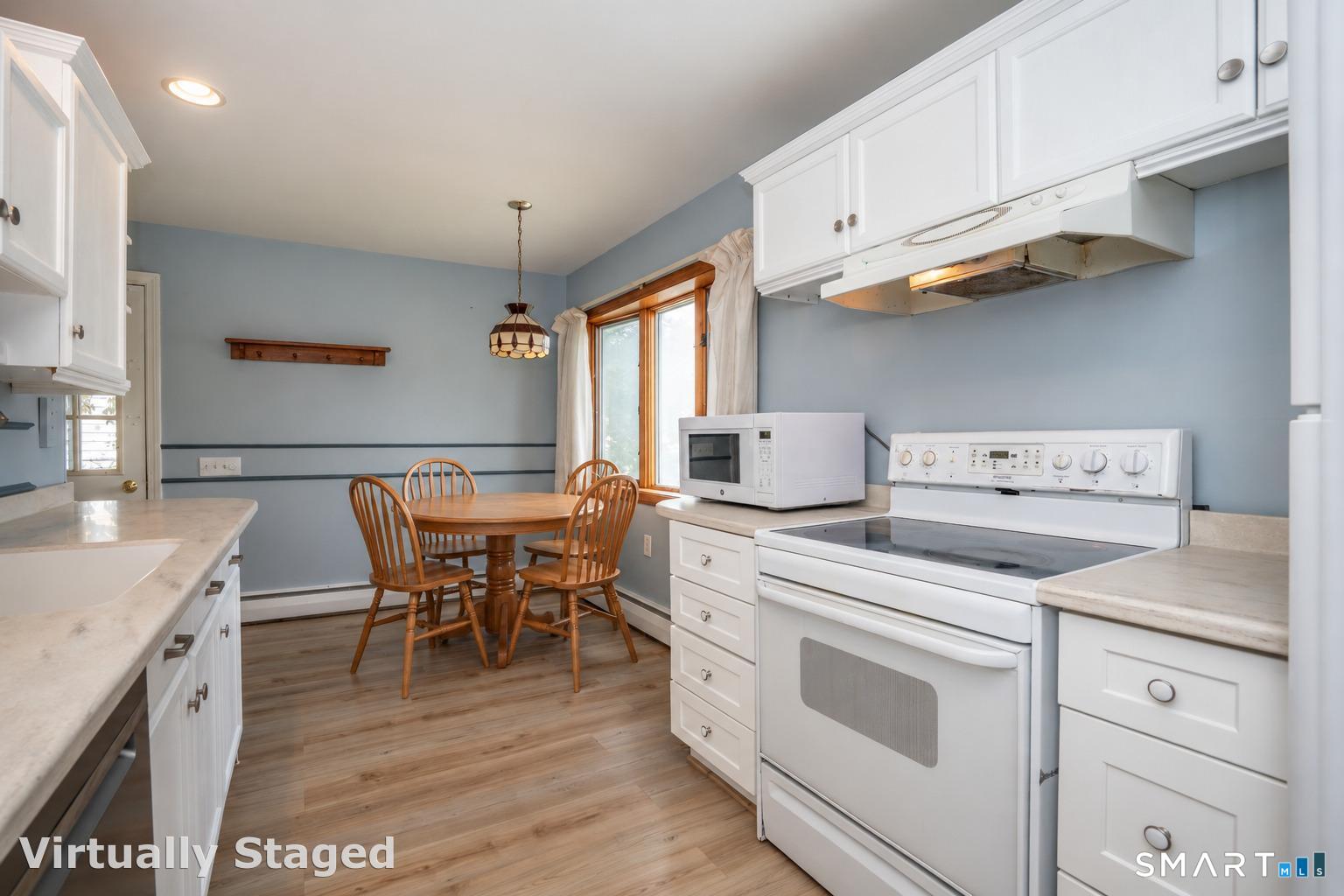 37 Greenwood Road Windsor Locks CT 06096