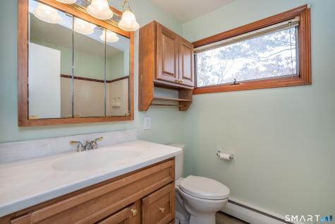 37 Greenwood Road Windsor Locks CT 06096