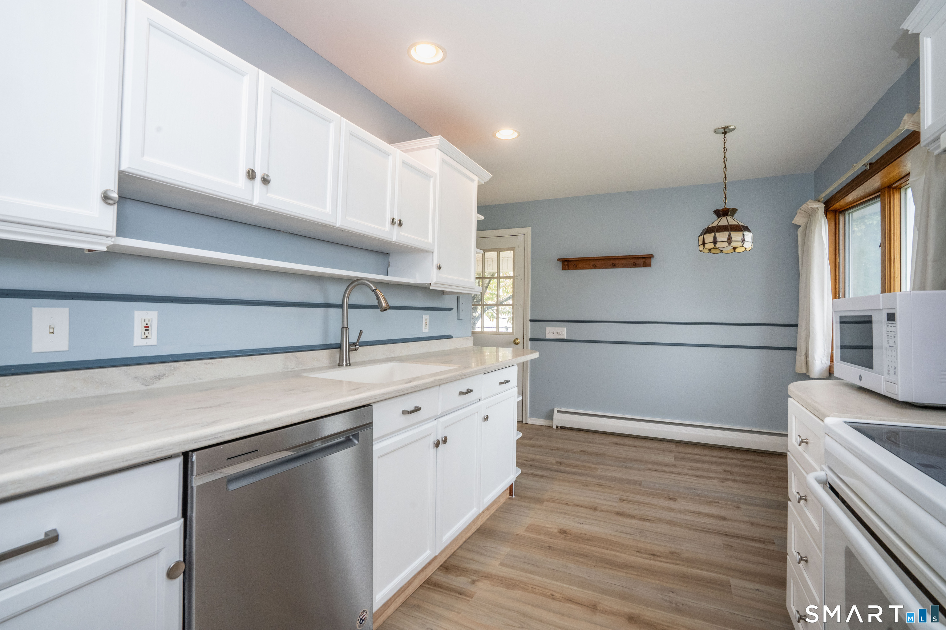37 Greenwood Road Windsor Locks CT 06096
