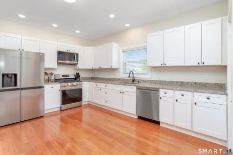 14 Bellview Road Branford CT 06405