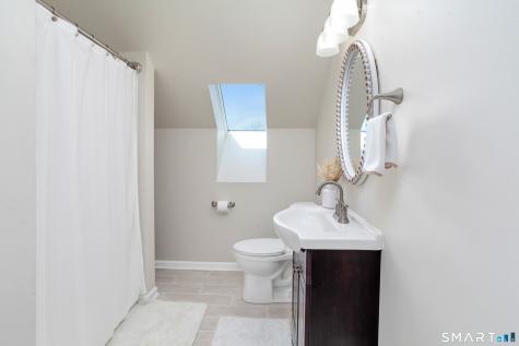 14 Bellview Road Branford CT 06405