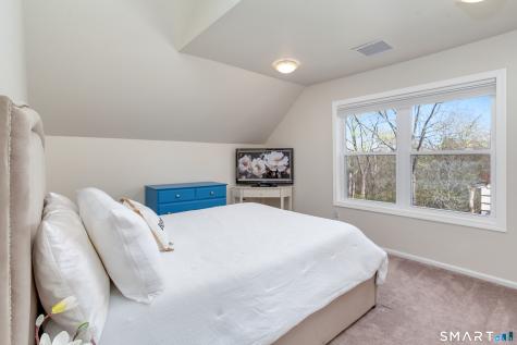 14 Bellview Road Branford CT 06405