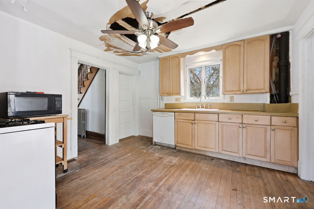 30 Old Wolcott Road Bristol CT 06010