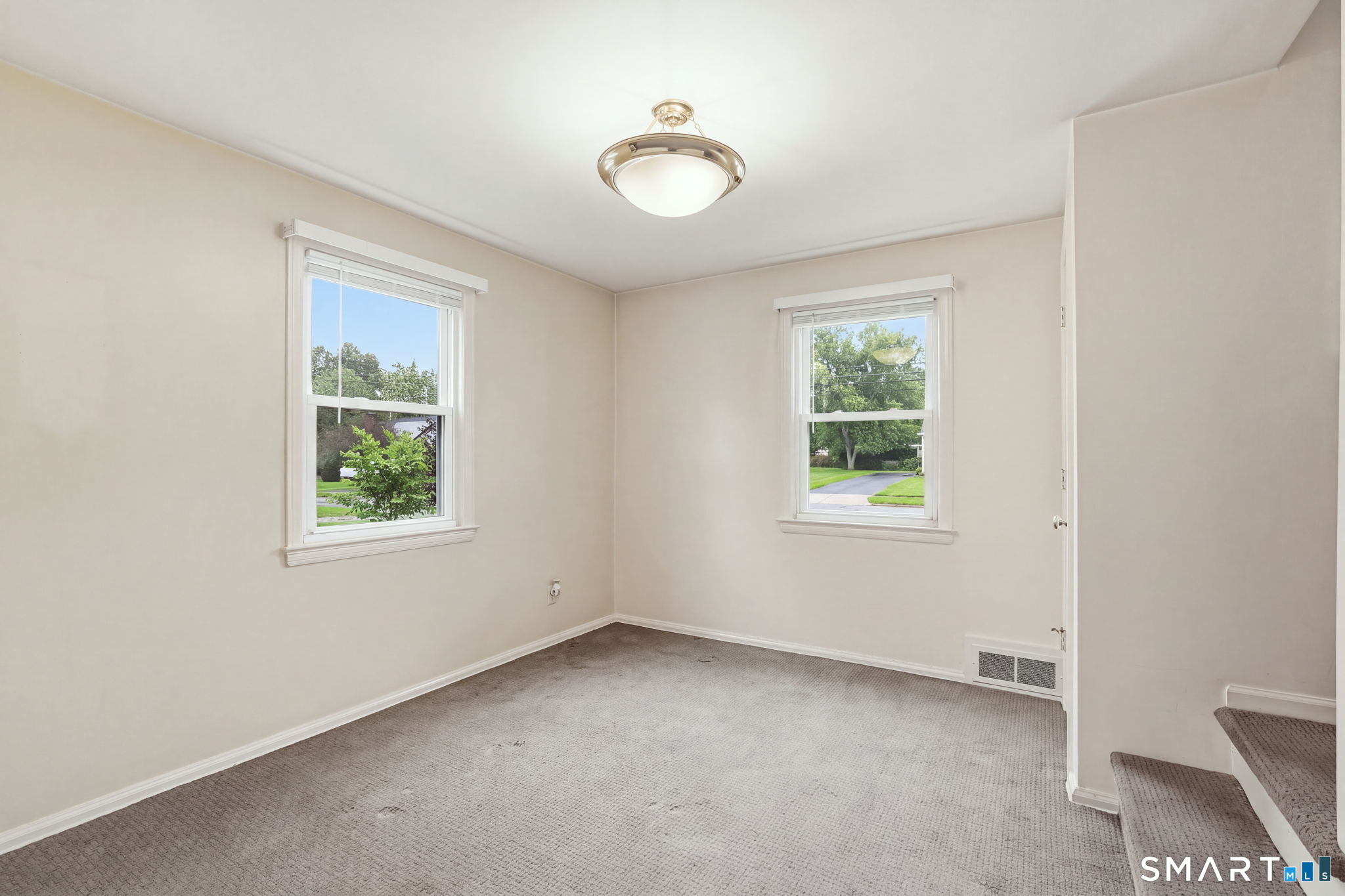 120 White Street Manchester CT 06042