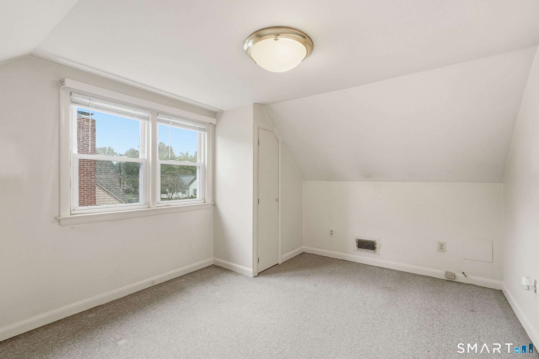 120 White Street Manchester CT 06042