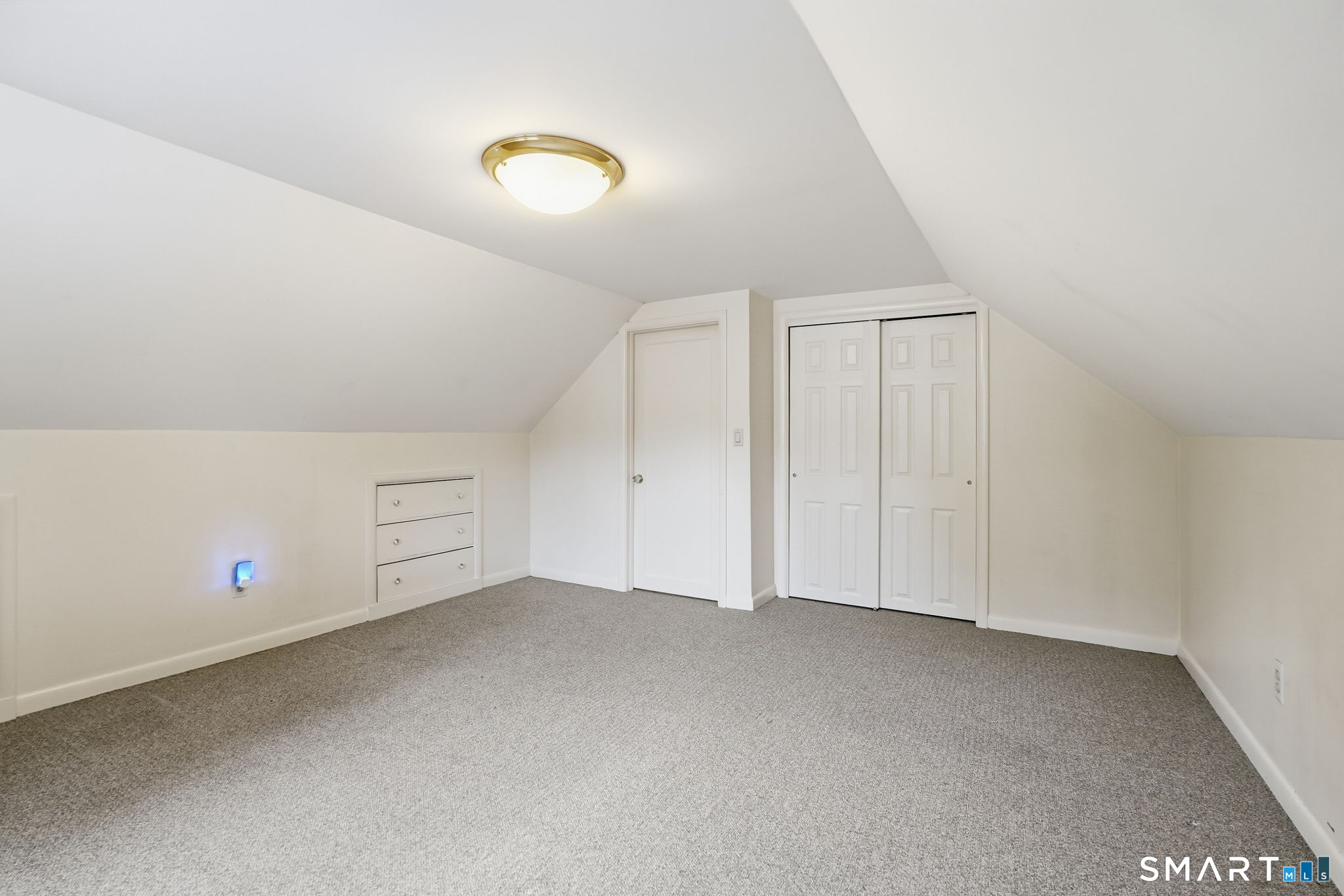 120 White Street Manchester CT 06042