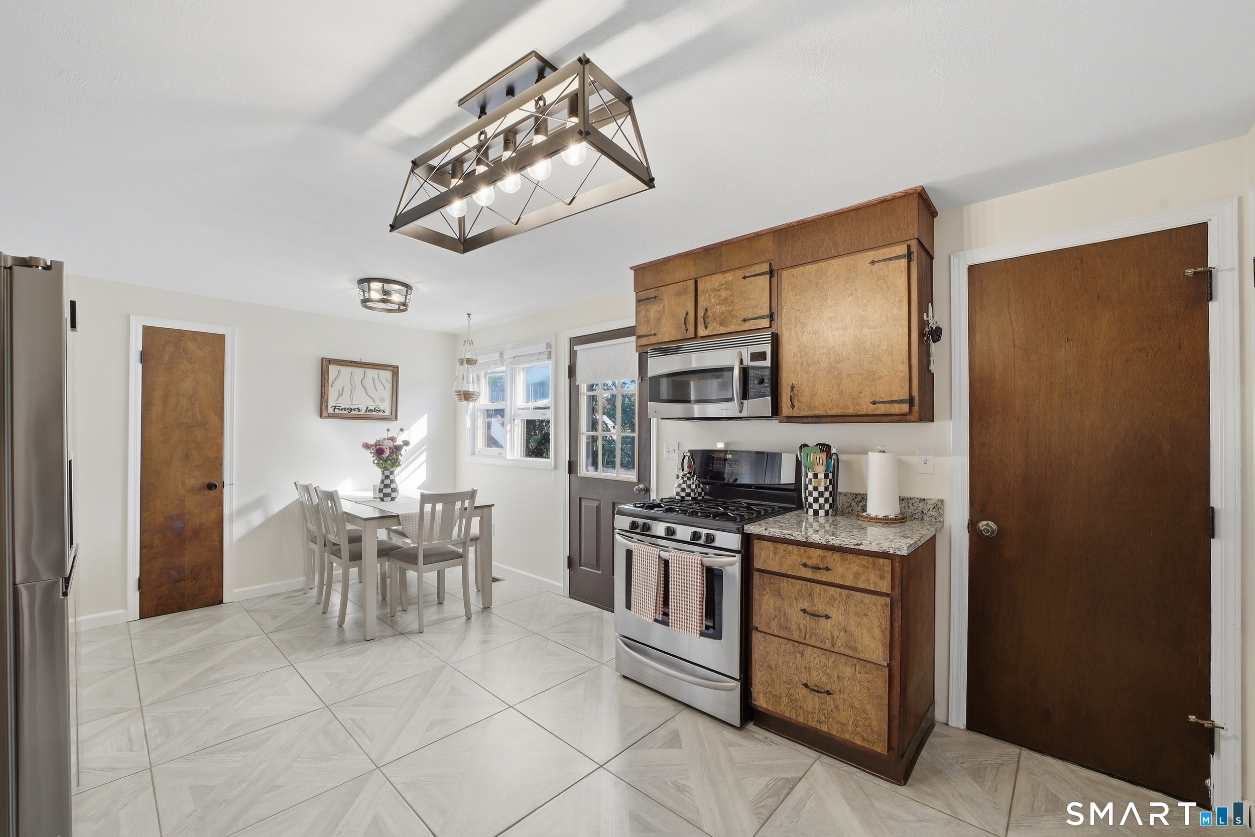 40 Pine Street Stratford CT 06615