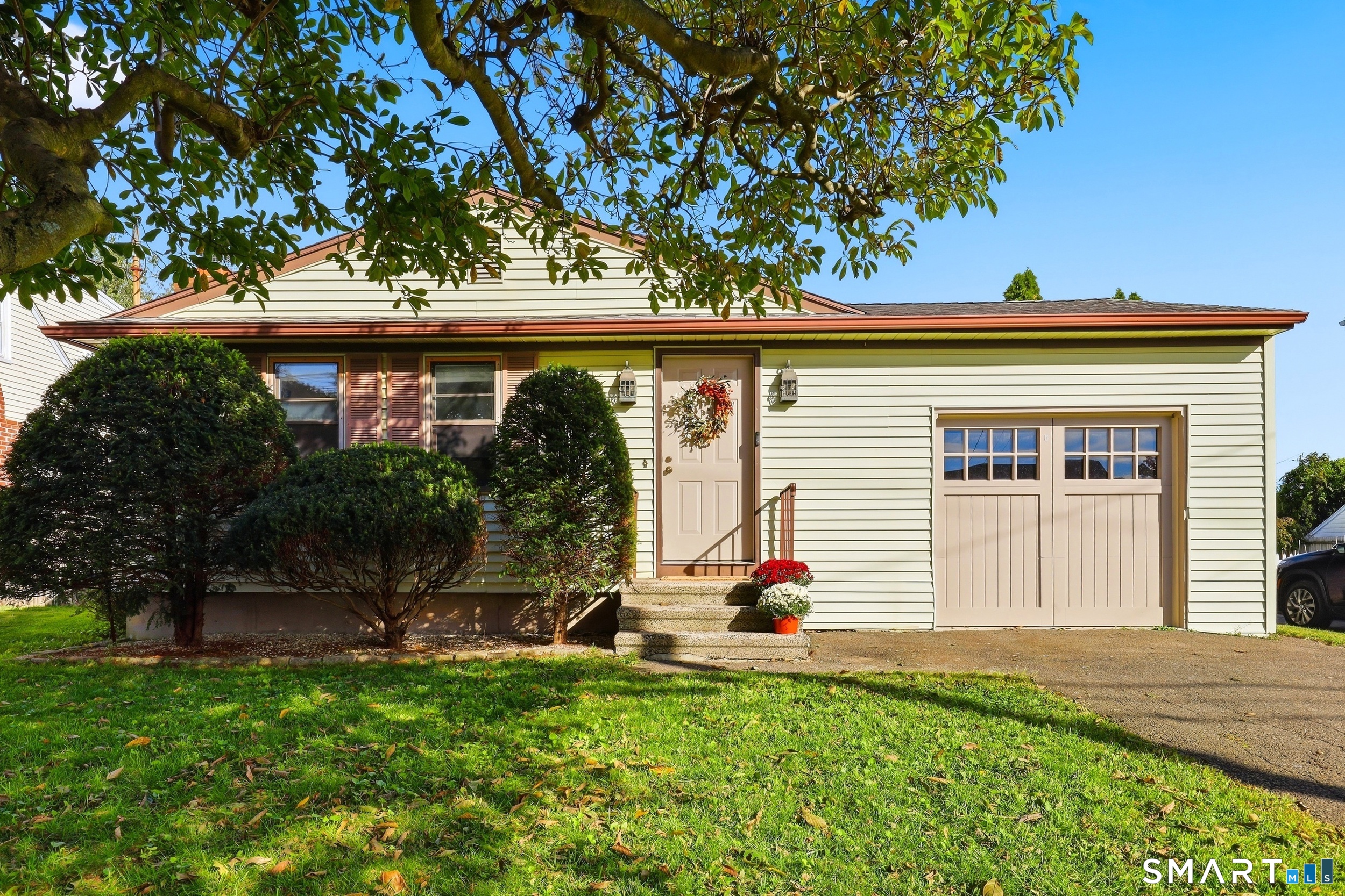 40 Pine Street Stratford CT 06615