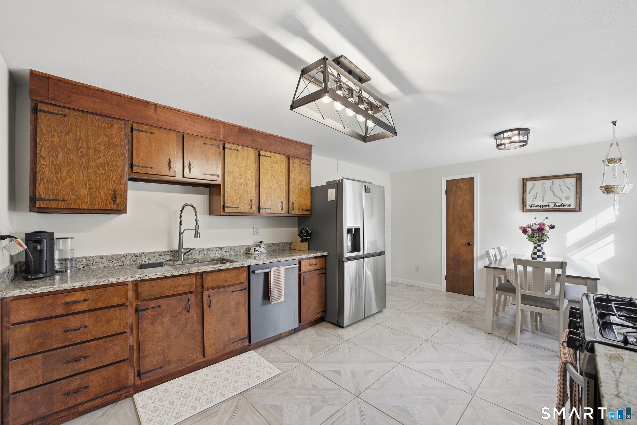 40 Pine Street Stratford CT 06615