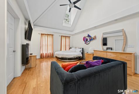 35 Judd Hill Road Bethany CT 06524