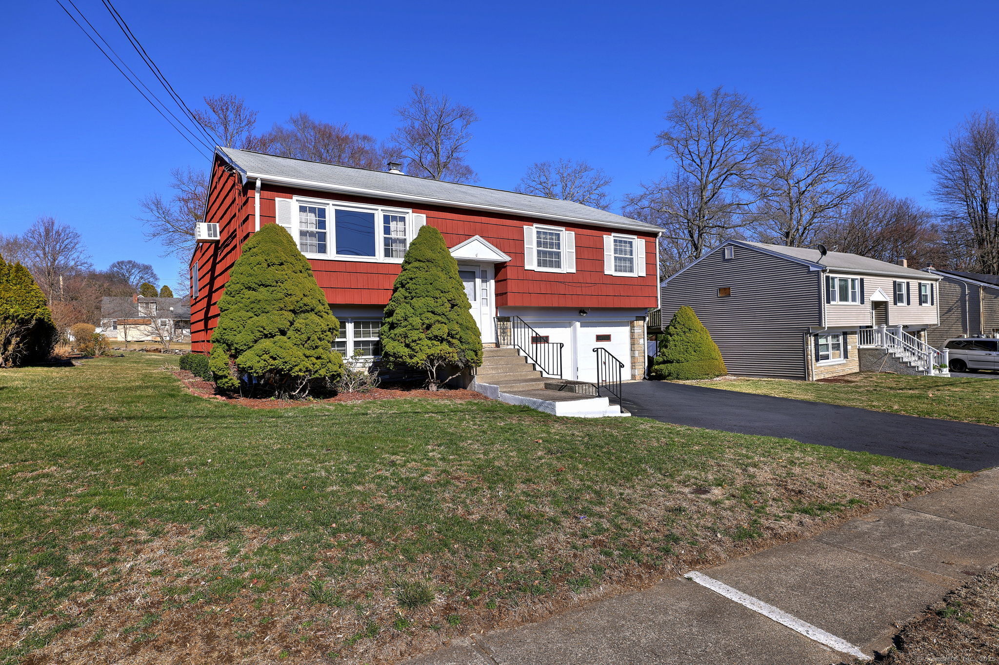296 Sigwin Drive Fairfield CT 06824