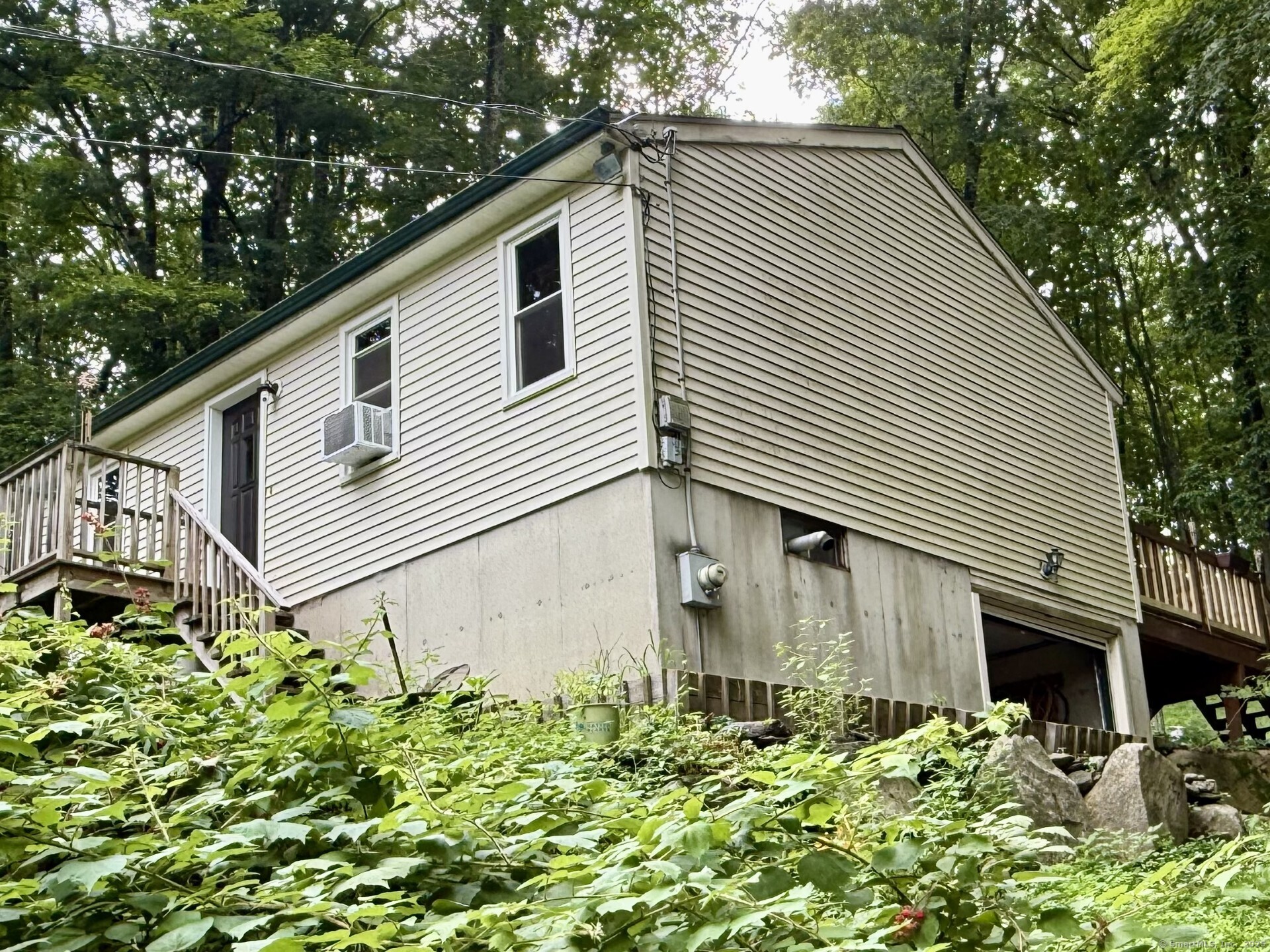21 Pigeon Swamp Road Lebanon CT 06249