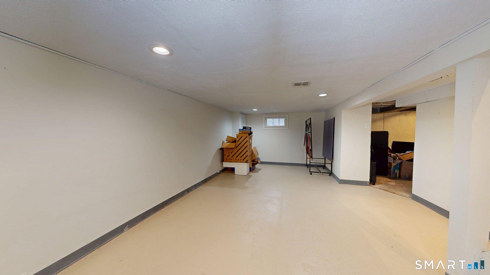 122 Deepwood Drive Manchester CT 06040