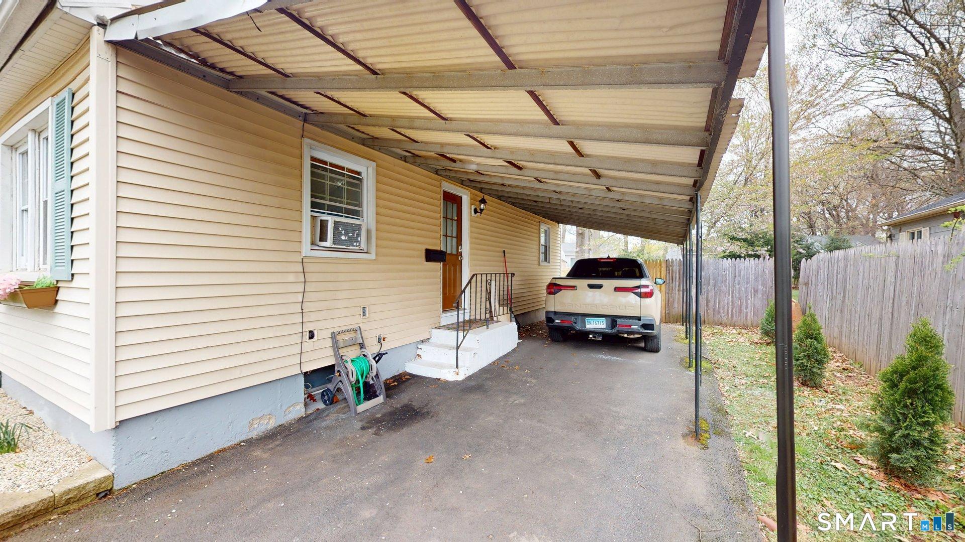 122 Deepwood Drive Manchester CT 06040