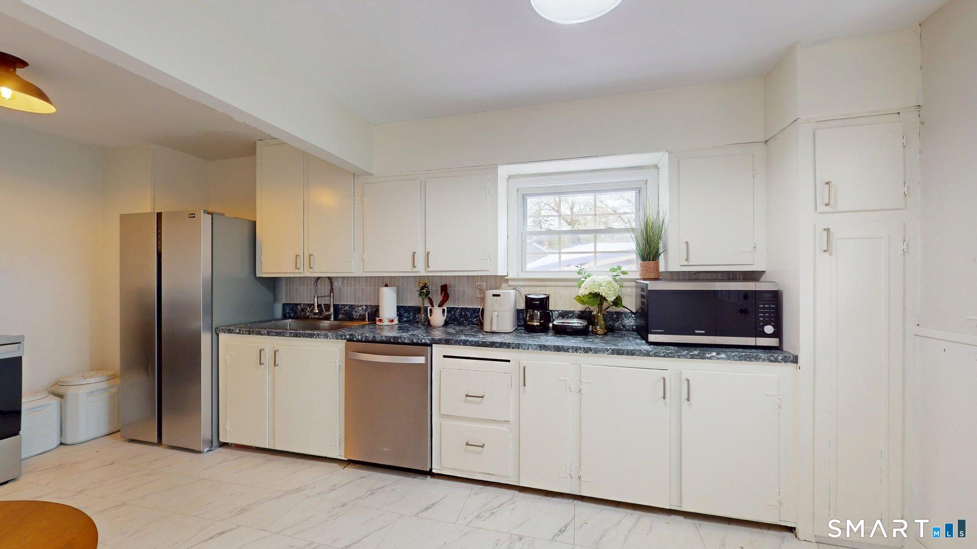 122 Deepwood Drive Manchester CT 06040