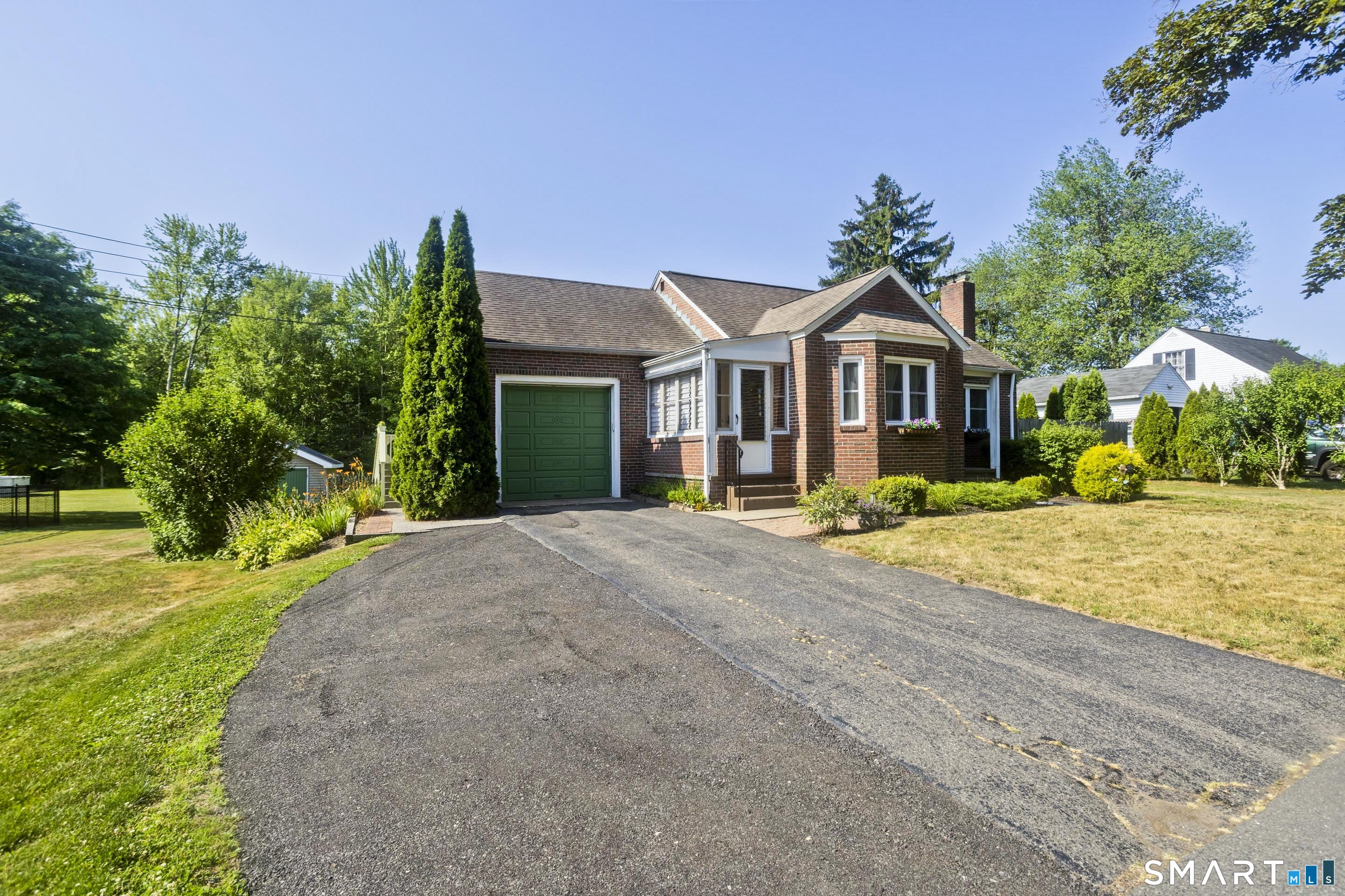 4 Third Street Enfield CT 06082