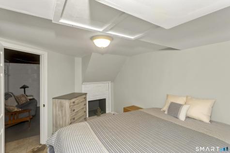4 Third Street Enfield CT 06082