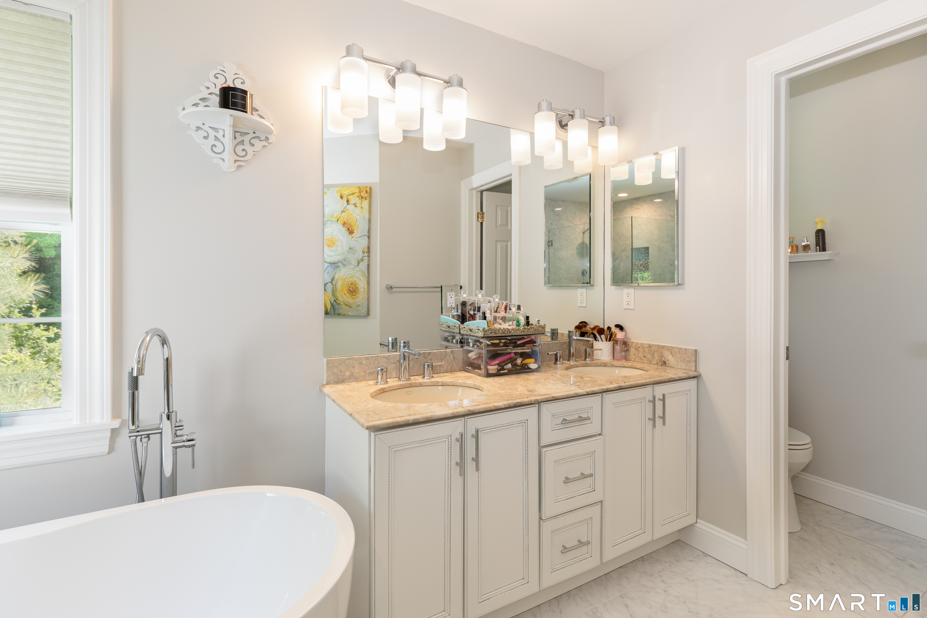 9 Washington Circle Southbury CT 06488