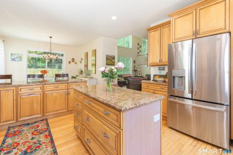 9 Washington Circle Southbury CT 06488