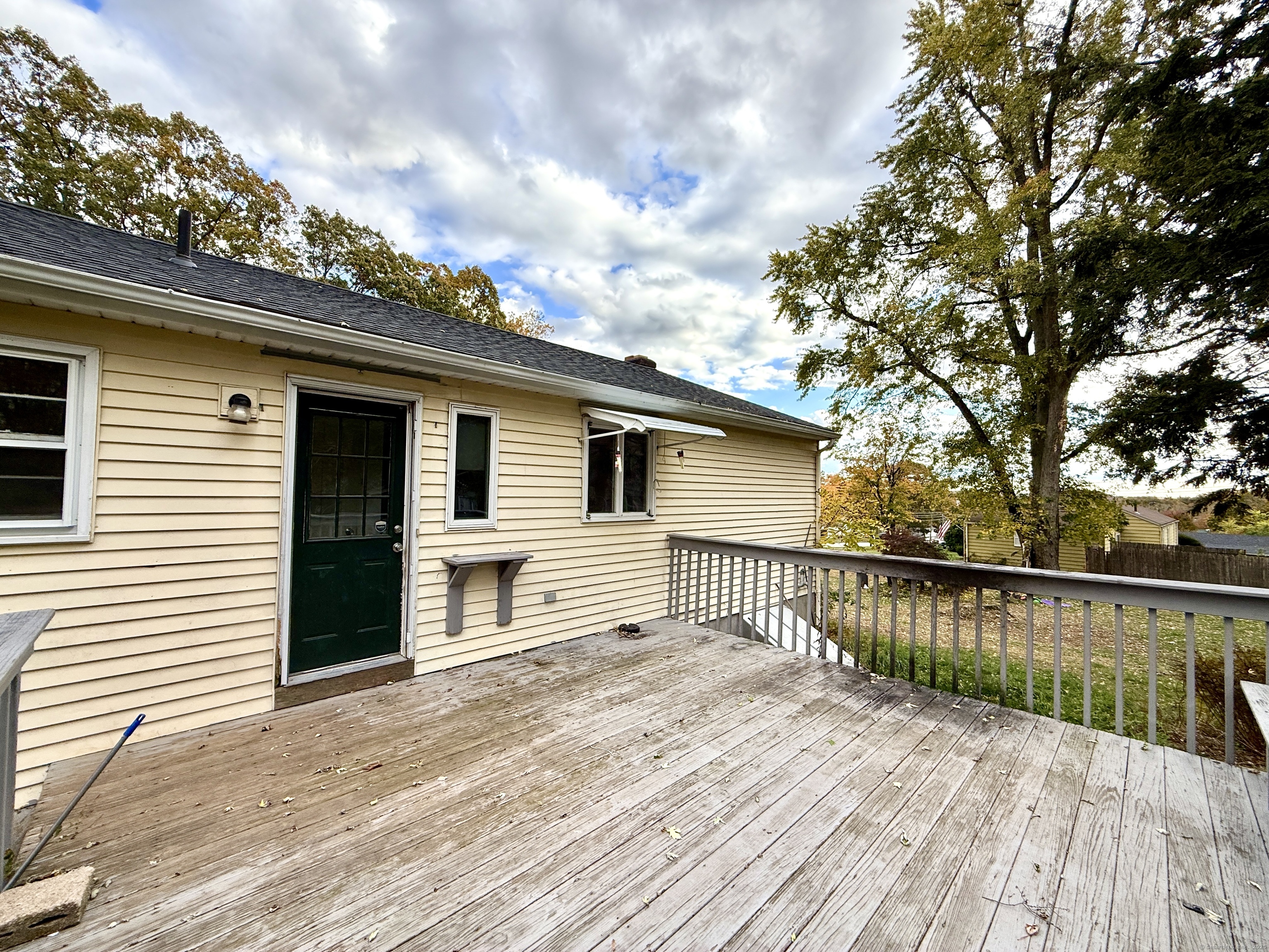 156 Avery Street Manchester CT 06042