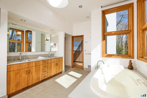 14 Codfish Lane Weston CT 06883