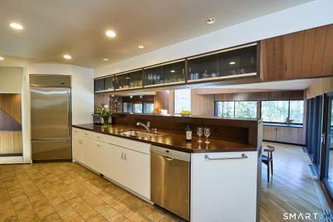 14 Codfish Lane Weston CT 06883