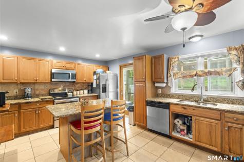 297 Broadbridge Road Bridgeport CT 06610