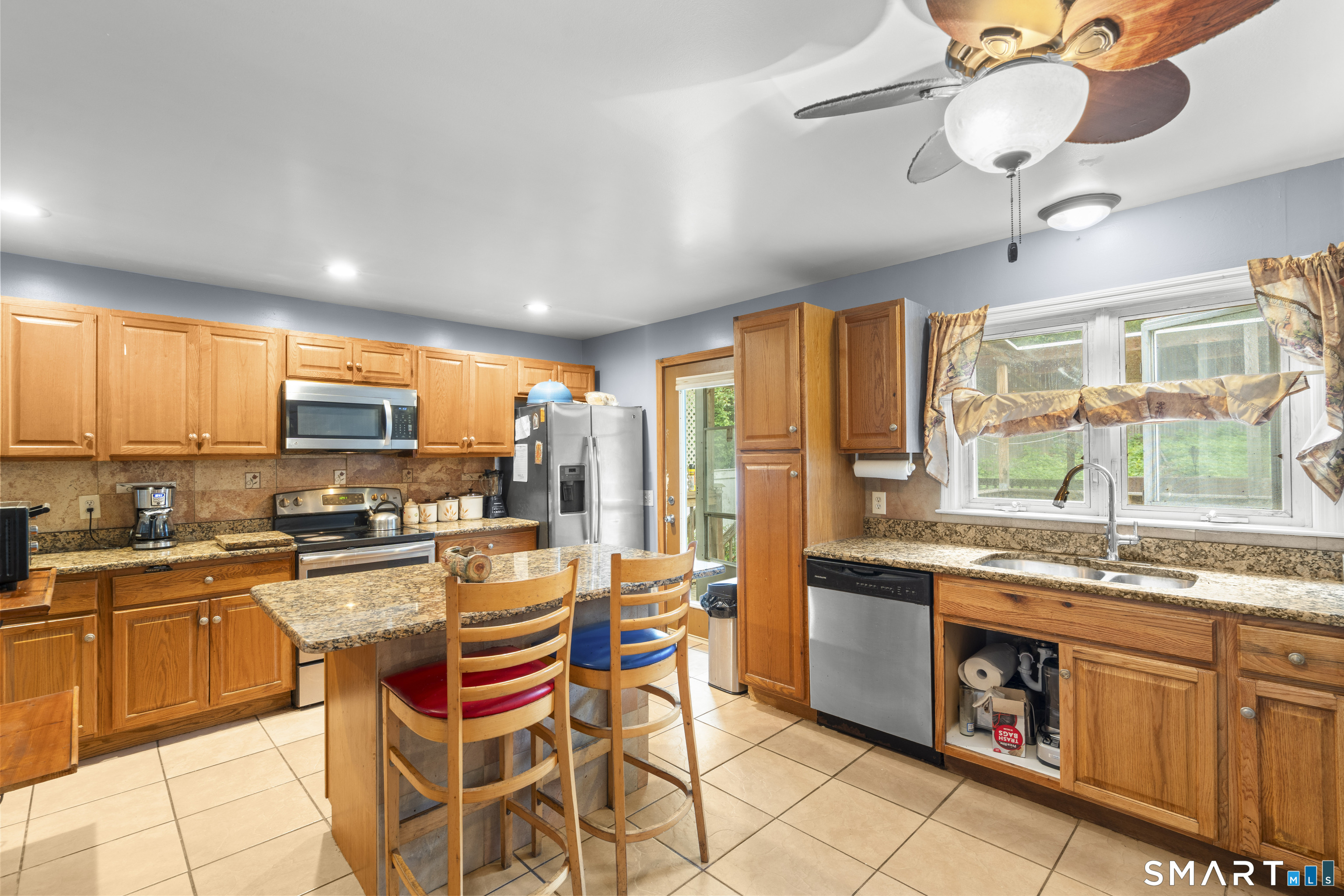 297 Broadbridge Road Bridgeport CT 06610