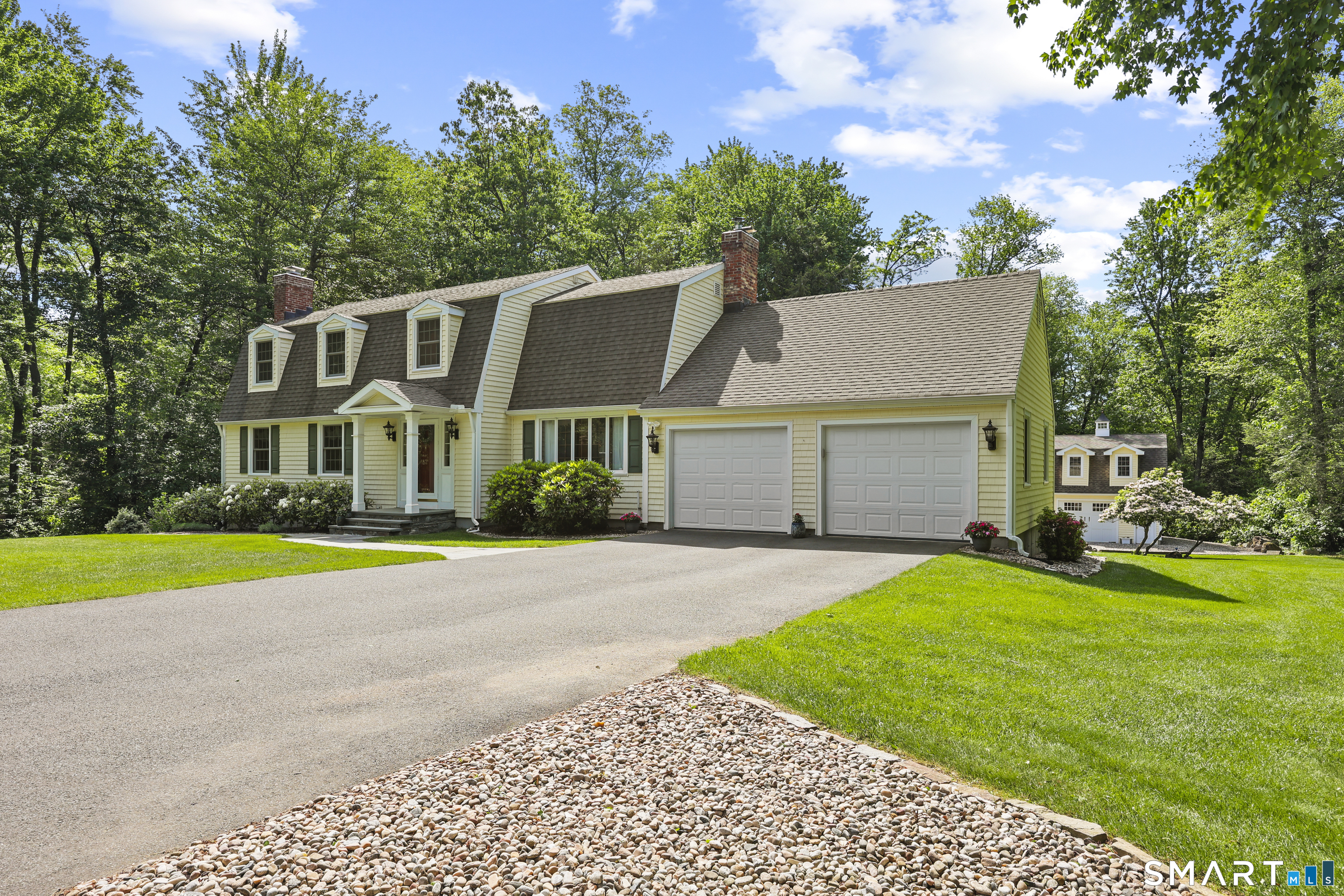 17 Briar Hill Road Avon CT 06001
