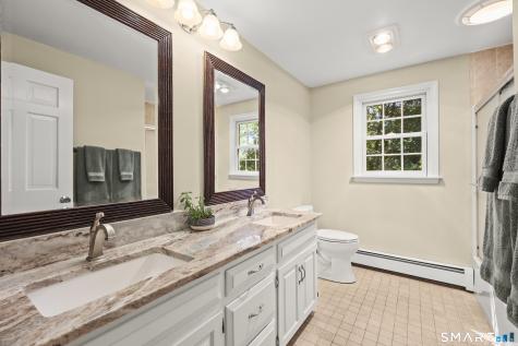 17 Briar Hill Road Avon CT 06001