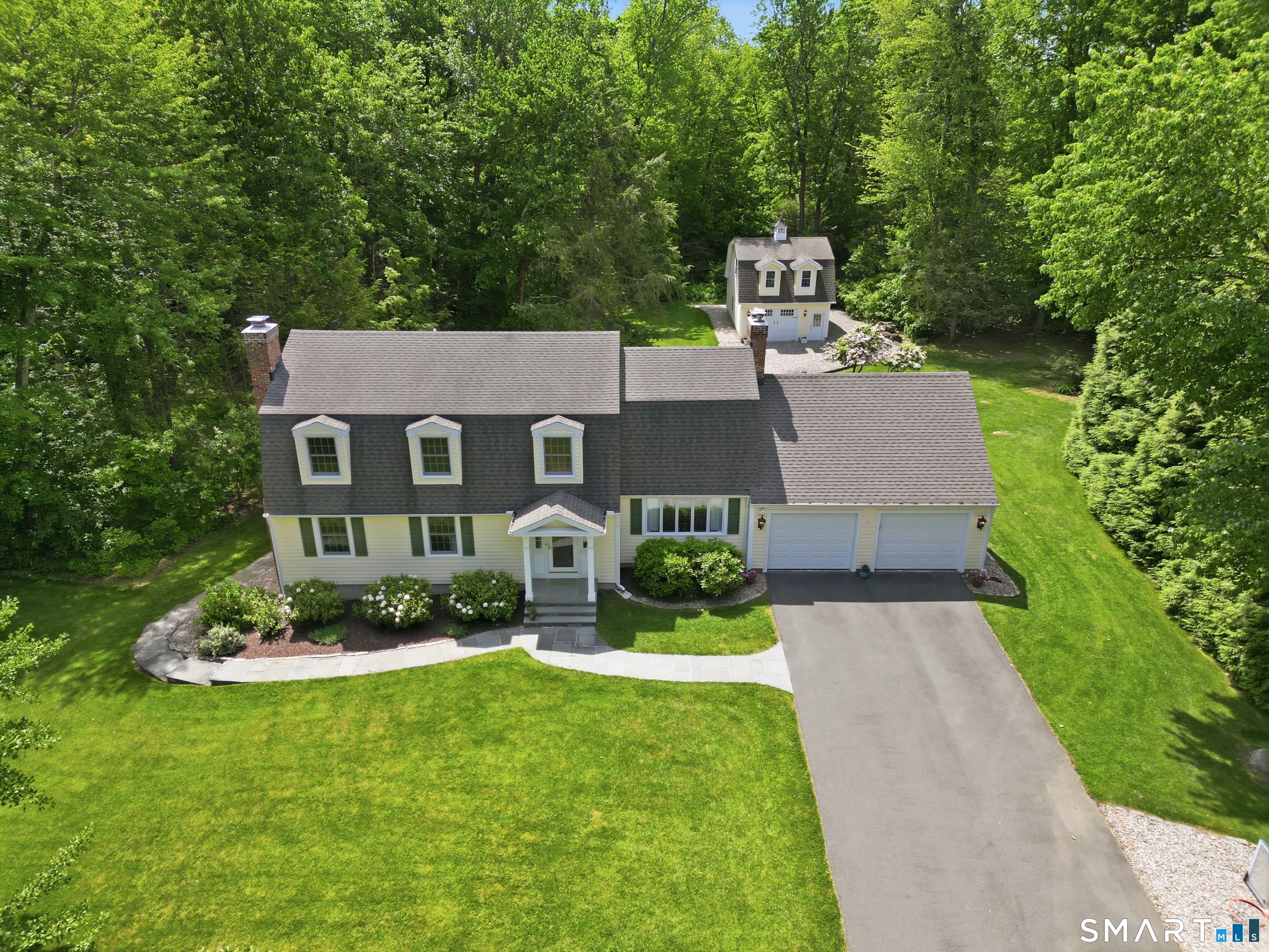 17 Briar Hill Road Avon CT 06001