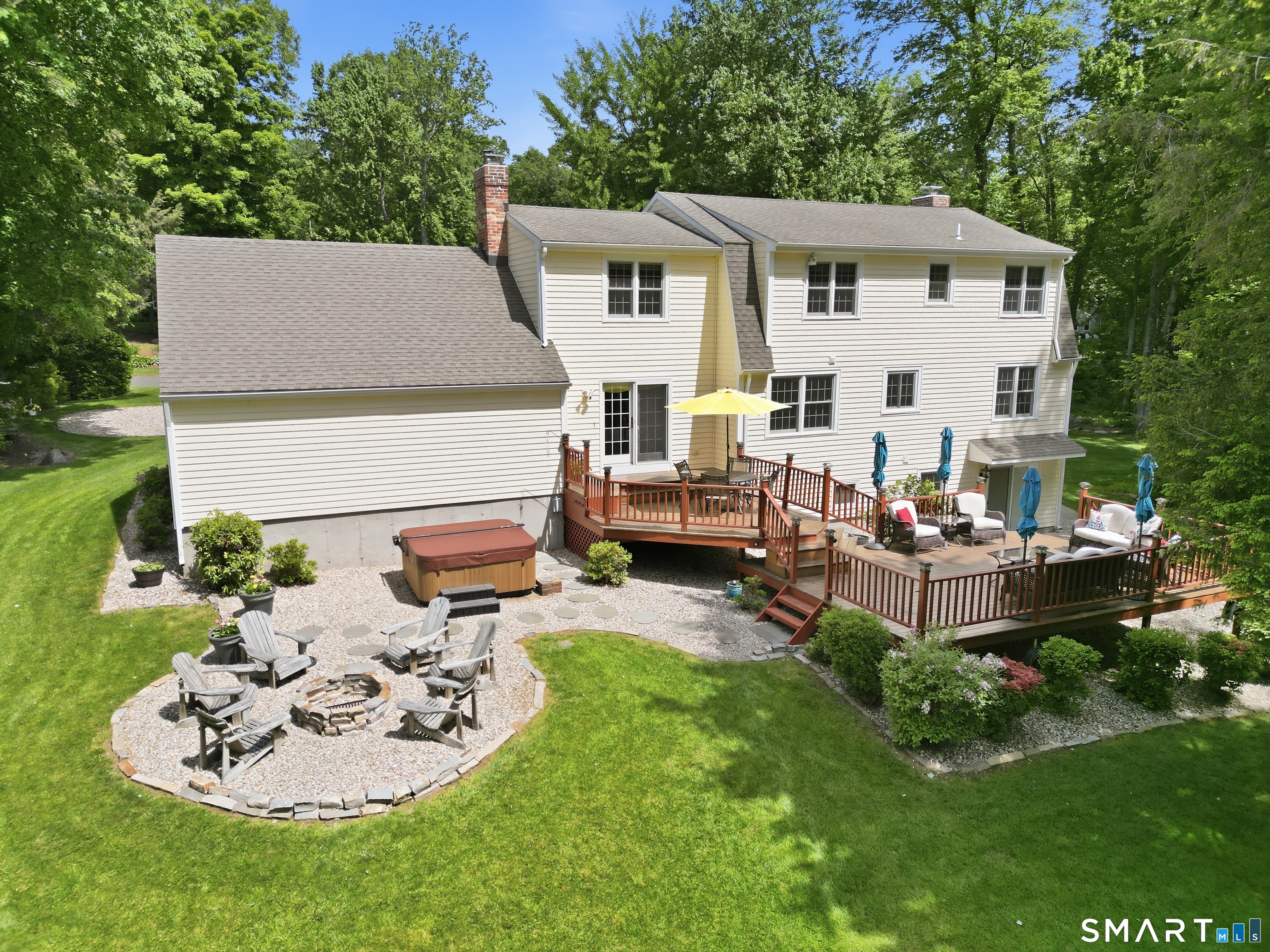 17 Briar Hill Road Avon CT 06001