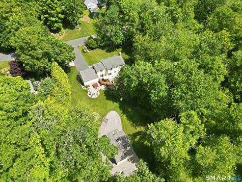 17 Briar Hill Road Avon CT 06001