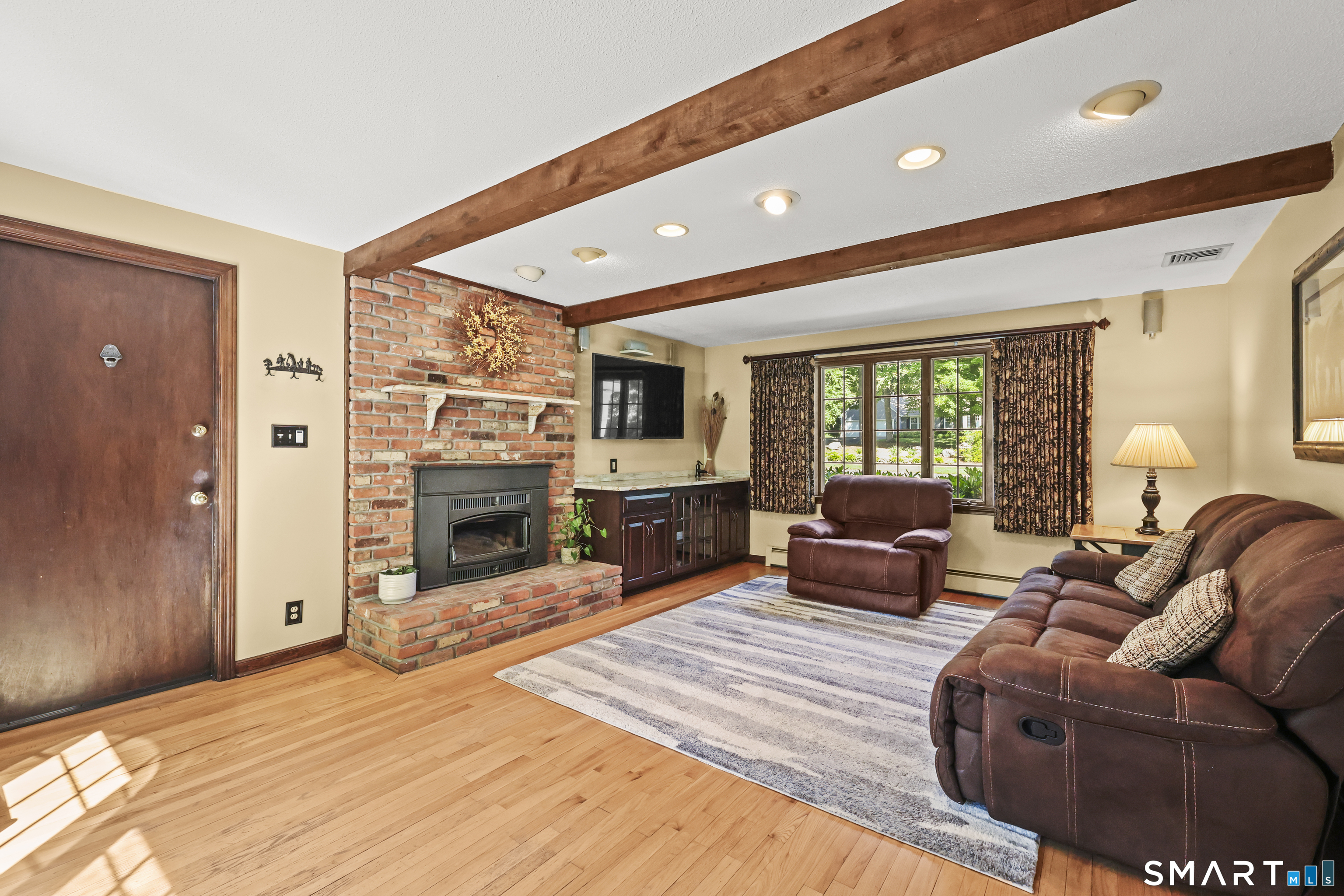 17 Briar Hill Road Avon CT 06001