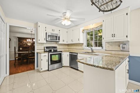 17 Briar Hill Road Avon CT 06001