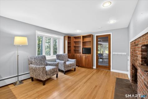 22 Fox Den Road Simsbury CT 06092