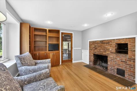 22 Fox Den Road Simsbury CT 06092