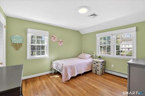 22 Fox Den Road Simsbury CT 06092
