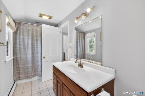 22 Fox Den Road Simsbury CT 06092