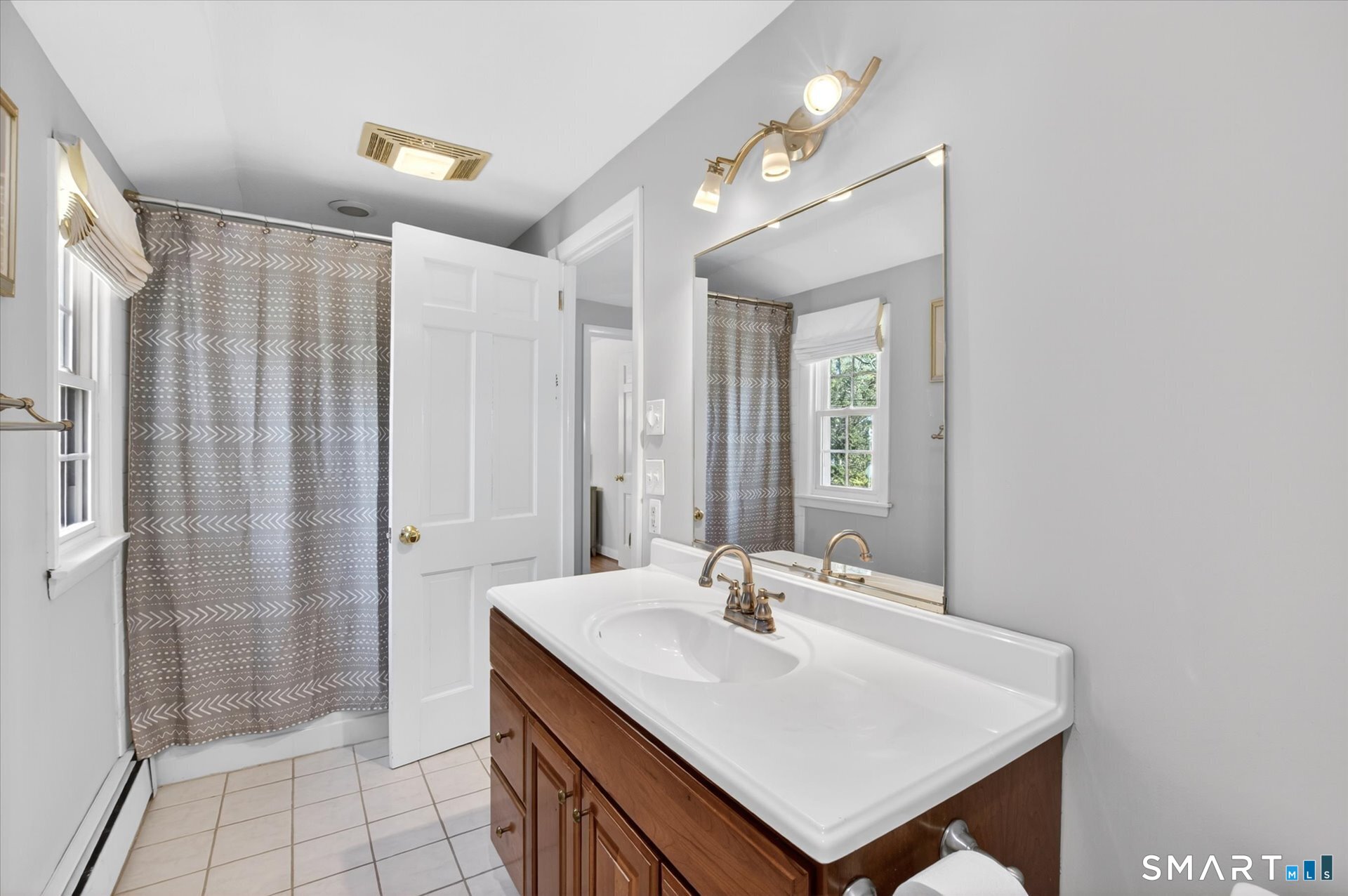 22 Fox Den Road Simsbury CT 06092