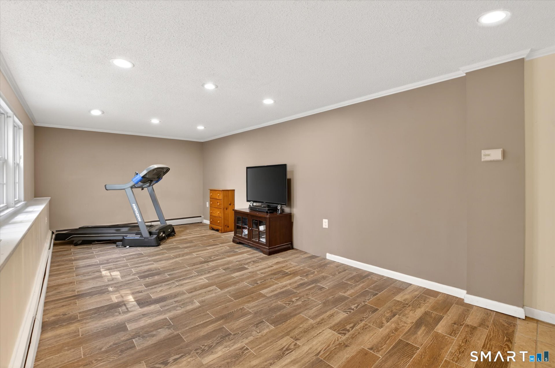 22 Fox Den Road Simsbury CT 06092