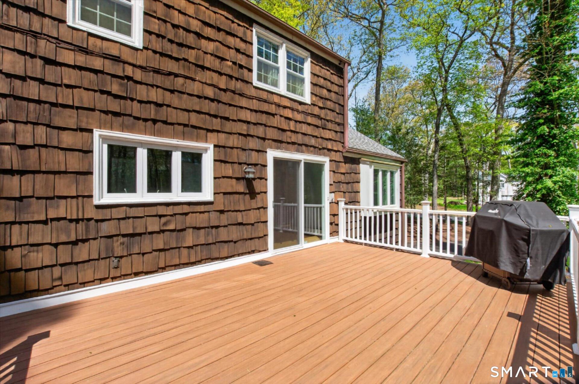 22 Fox Den Road Simsbury CT 06092