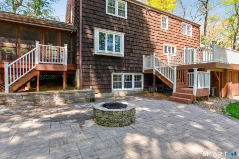22 Fox Den Road Simsbury CT 06092