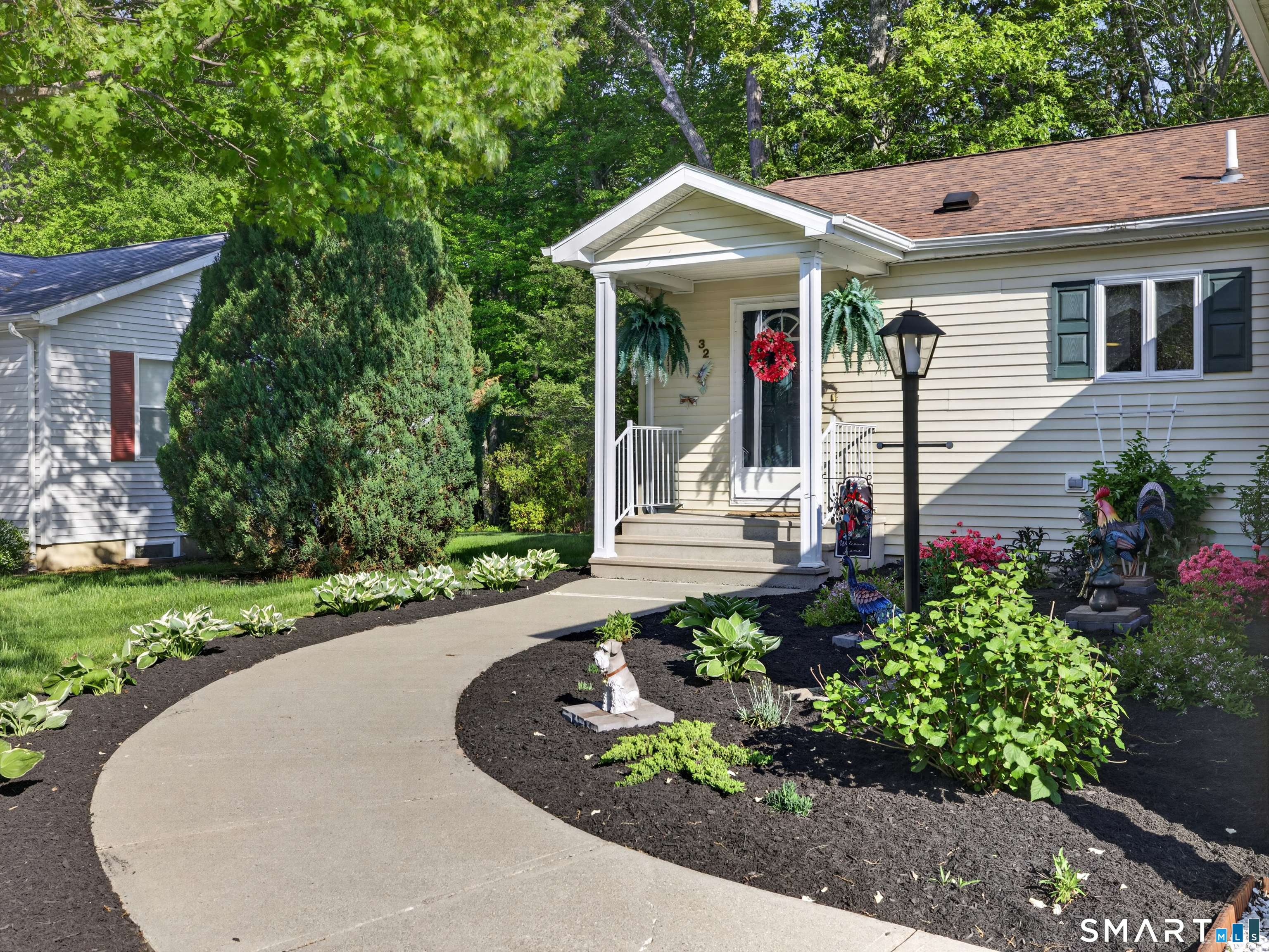 32 Indian Hill Road Montville CT 06382