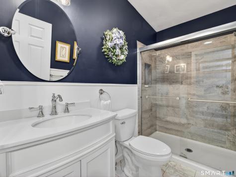 32 Indian Hill Road Montville CT 06382