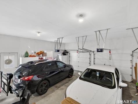 32 Indian Hill Road Montville CT 06382
